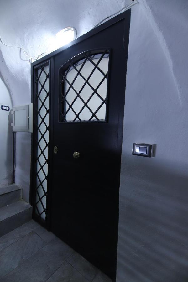 Casa Tolentino Al Centro Di Napoli Villa Exterior photo
